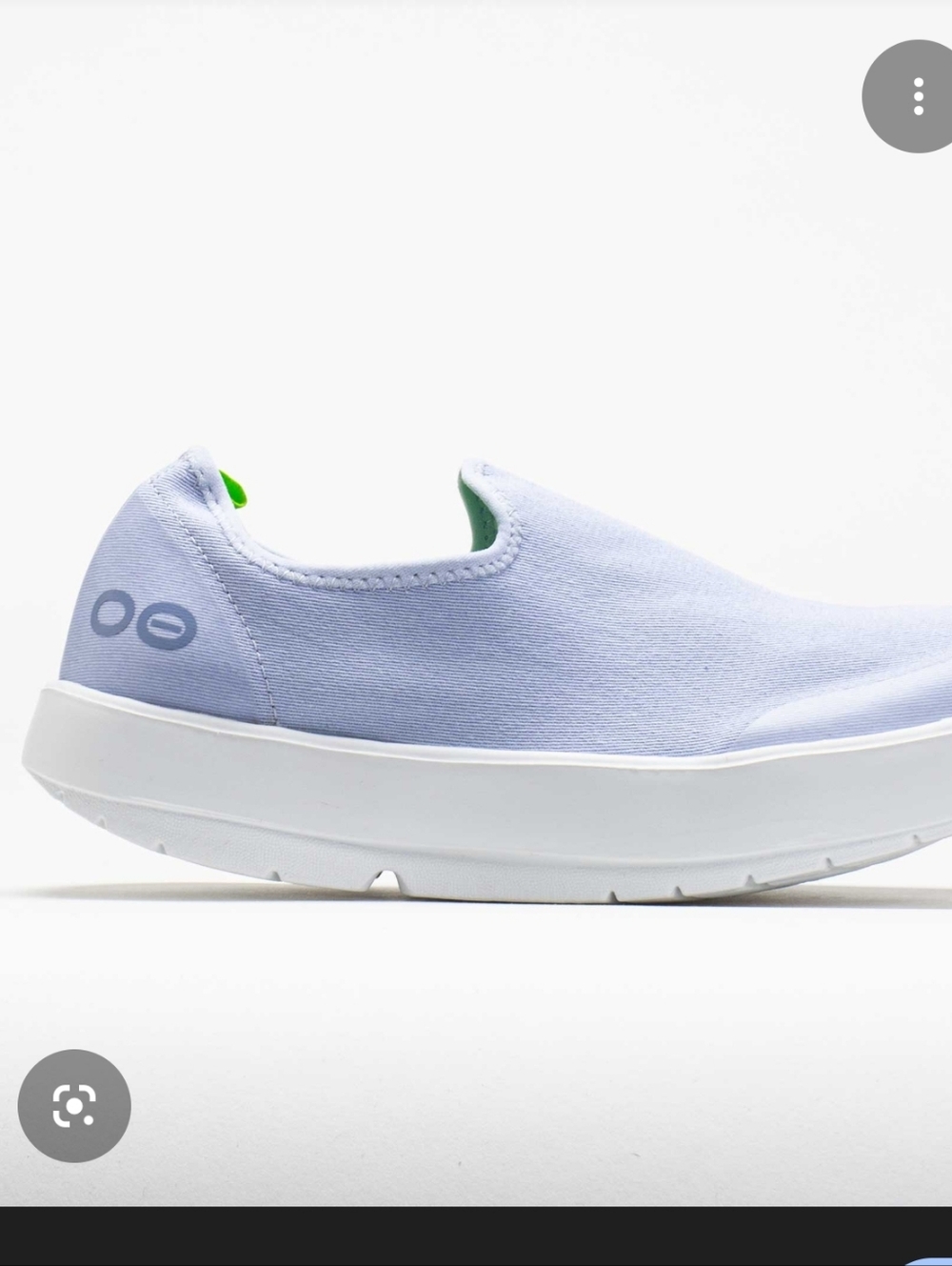 OOFOS OOmg eeZee Women's Slip-On in Light Lavender with White Sole